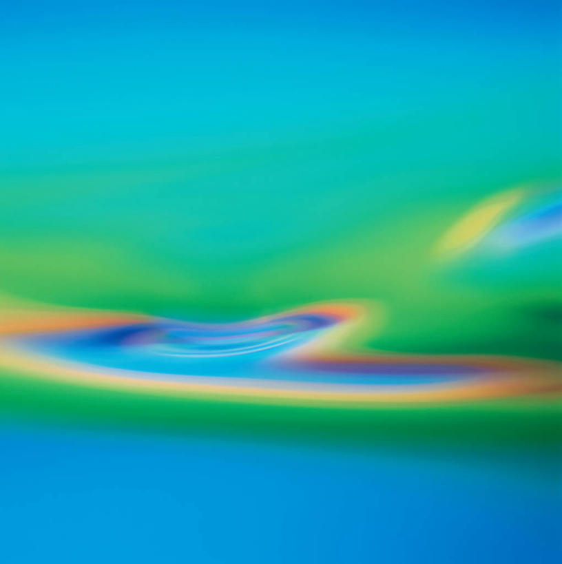 无人,竖图,室内,白天,正面,抽象,数码,科技,阴影,朦胧,模糊,新鲜,透明,网络,高光,几何,计算机图形,合成,蓝色,绿色,夸张,青春,电脑合成图,数码合成图,生命,合成图,和平,安详,深奥,理智,沉静,冷色,高深,冷淡,彩图