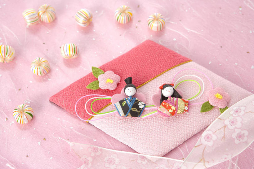 无人,横图,俯视,室内,特写,白天,游戏,玩具,阴影,粉色背景,节日,庆祝,日本文化,反射,人偶,丝绸,丝带,影子,食品,糖,糖果,甜点,甜品,缎带,贺卡,软糖,祝福,玩,文化,娱乐,绸带,食物,卡片,甜食,庆典,休闲,益智,摄影,影棚,活动,纪念,发泄,消遣,智力,礼仪,祝愿,宣泄,女儿节,玩耍,嬉戏,彩图,高角度拍摄,影棚拍摄,拍摄,雏祭,上巳,雏人偶