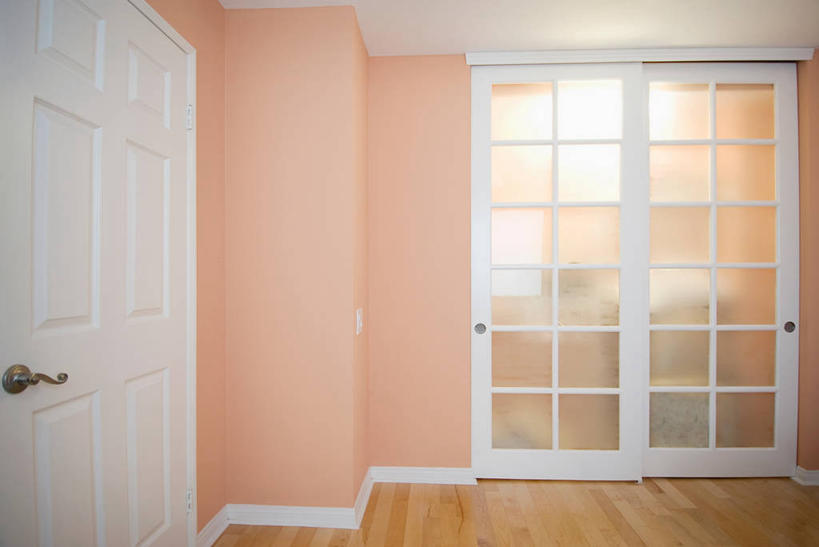 无人,家,横图,室内,白天,正面,别墅,地板,柜子,家具,门,装修,建筑,欧式,装饰,房屋,墙,屋子,公寓,地面,豪华,建设,现代,装潢,洋房,楼房,木地板,墙壁,墙面,住宅,把手,门把手,门框,室内装潢,衣橱,保护,华丽,修饰,门把,样板房,明亮,点缀,舒适,家居装潢,紧固,储存,房屋设计,地中海风格,古典风格,简约风格,室内设计,宽敞,更衣橱,样板房装潢,牢固,衬托,美观,雅致,雅观,储备,蕴藏,贮备,踢脚板,壁脚线,踢脚线,贴脚线,设计,拉手,彩图,房子,贮存