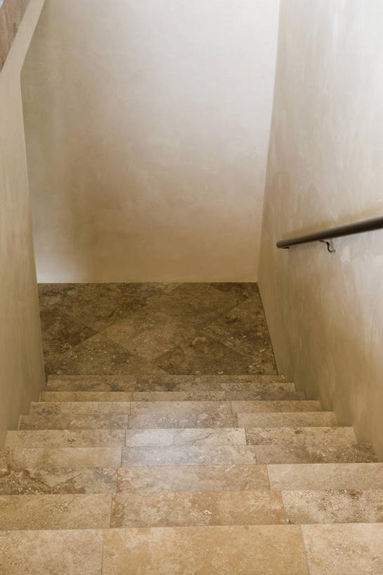 无人,竖图,俯视,室内,白天,建材,楼梯,建筑,阴影,反射,材料,瓷砖,影子,阶梯,墙,墙砖,墙壁,墙面,台阶,建造,彩图,高角度拍摄,墙面砖