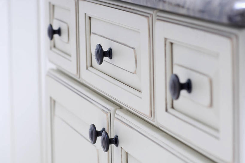 无人,横图,室内,特写,白天,正面,柜子,静物,阴影,反射,影子,储物柜,白色,把手,储存,储备,蕴藏,贮备,彩图,贮存