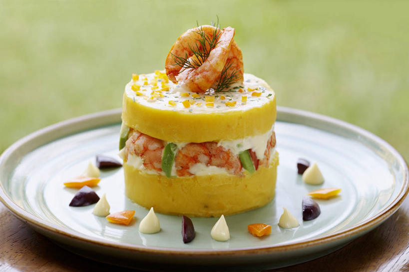 无人,横图,俯视,室外,特写,白天,烹饪,西餐,草地,草坪,植物,餐桌,桌子,柠檬,餐具,水果,朦胧,模糊,新鲜,碟子,盘,生食,虾,料理,食品,果实,土豆泥,菜肴,美食,大虾,草,食物,一个,绿色,盘子,碟,西式,佳肴,有机食品,绿色食品,对虾,单个,餐台,斑节虾,东方对虾,中国对虾,马铃薯泥,薯蓉,益母果,柠果,彩图,高角度拍摄