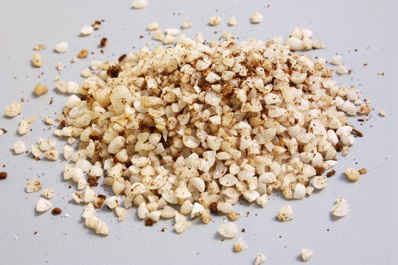 无人,横图,俯视,室内,特写,白天,餐桌,桌子,一堆,许多,阴影,堆叠,堆积,反射,影子,调料,盐,调味品,很多,调味料,食盐,餐台,堆,彩图,高角度拍摄