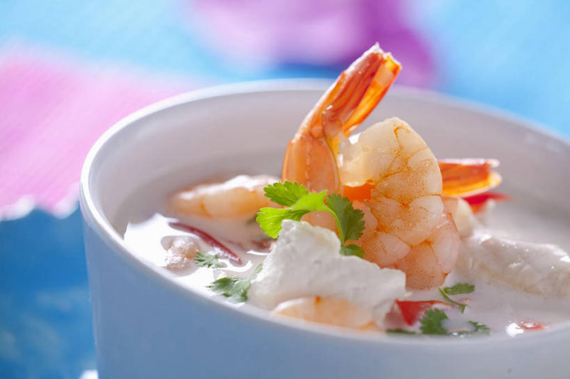 无人,横图,俯视,室内,特写,白天,烹饪,餐桌,桌子,阴影,朦胧,模糊,反射,影子,陶瓷,调料,酱料,酱汁,虾,佐料,料理,食品,陶瓷制品,调味品,调味料,泰式,酱,菜肴,美食,大虾,泰国料理,食物,一个,白色,容器,碗,奶油,摄影,佳肴,影棚,对虾,单个,餐台,储藏,乳制品,储存,斑节虾,激凌,克林姆,淇淋,泰菜,泰国菜,泰式料理,东方对虾,中国对虾,彩图,高角度拍摄,影棚拍摄,拍摄,贮存