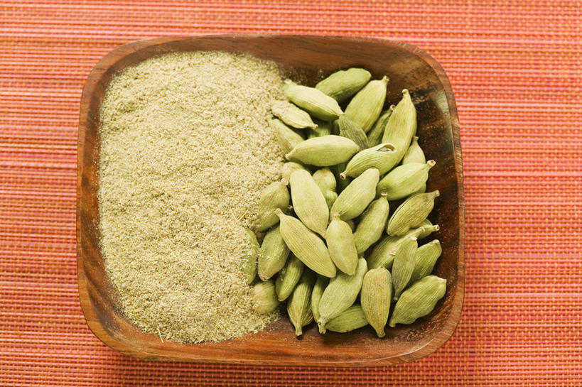 无人,横图,俯视,室内,特写,白天,植物,桌面,桌子,一堆,许多,阴影,堆叠,堆积,反射,木制,影子,陶瓷,草药,药草,陶瓷制品,很多,中药,一个,木制品,容器,碗,姜黄,摄影,影棚,单个,储藏,堆,豆蔻,储存,药材,中草药,中药材,本草,消食,白豆蔻,彩图,高角度拍摄,影棚拍摄,拍摄,贮存,开胃