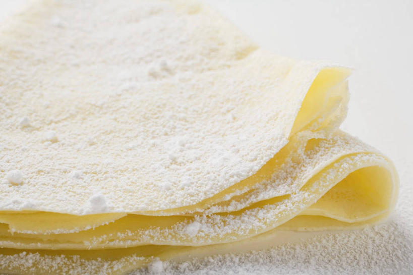 点心,无人,横图,俯视,室内,特写,白天,白色背景,餐桌,桌子,许多,阴影,朦胧,模糊,反射,影子,调料,食品,糖,调味品,调味料,文化,小吃,食物,糕点,白色,甜食,摄影,影棚,餐台,薄饼,法国薄饼,彩图,高角度拍摄,影棚拍摄,拍摄