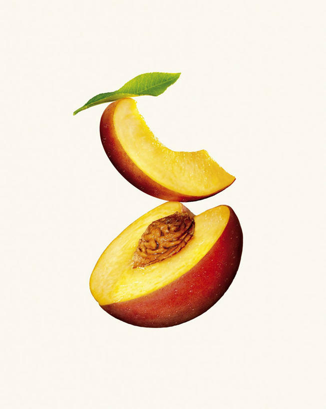 无人,竖图,室内,特写,白天,白色背景,正面,桃子,水果,叶子,切开,阴影,新鲜,反射,影子,生食,食品,果实,绿叶,食物,切,嫩叶,摄影,有机食品,绿色食品,影棚,横截面,剖面,切面,肺果,截面,截面图形,叶,叶片,彩图,影棚拍摄,拍摄