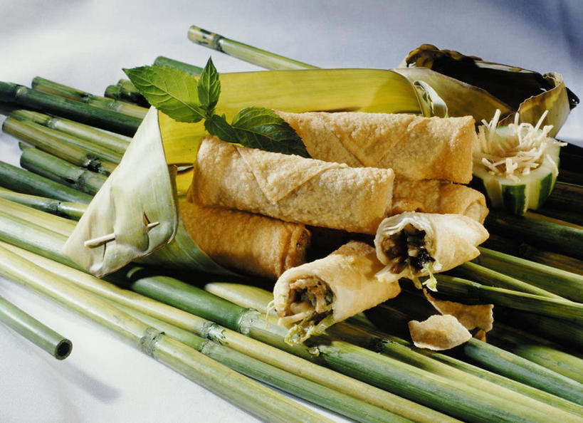 无人,横图,俯视,室内,特写,白天,烹饪,纯洁,竹子,餐具,一堆,许多,阴影,堆叠,堆积,反射,碟子,盘,影子,料理,食品,面点,春卷,菜肴,美食,食物,盘子,碟,摄影,佳肴,影棚,堆,高雅,薄饼,奉献,质朴,春饼,正直,越菜,越南菜,越南料理,担当,竹,彩图,高角度拍摄,影棚拍摄,拍摄,奋进,操守,四君子,岁寒三友,性坚,虚怀,虚心,善群,卓尔