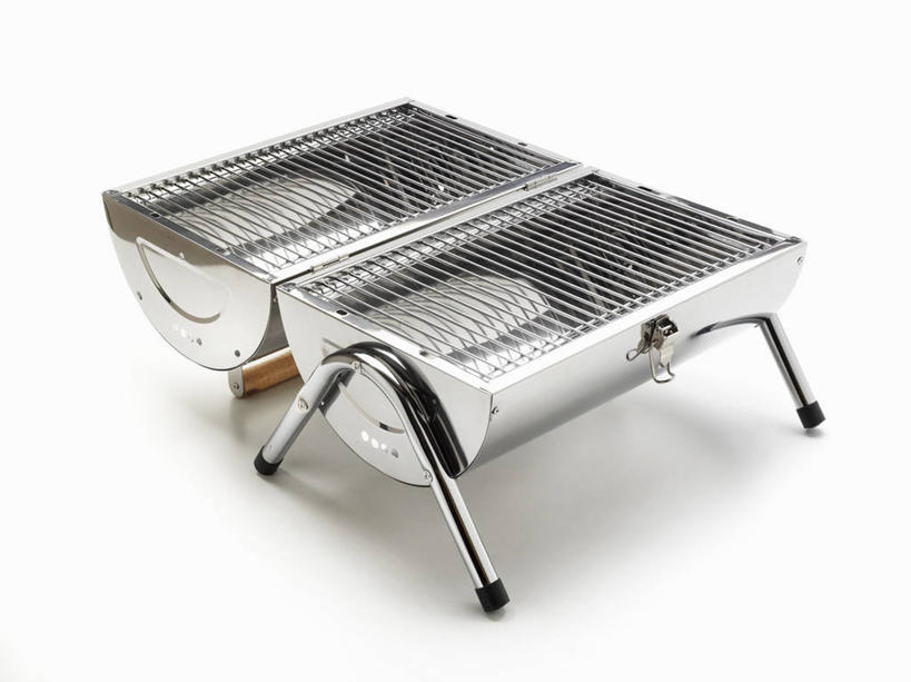 无人,横图,俯视,室内,特写,白天,白色背景,烧烤,餐桌,桌子,静物,金属制品,阴影,反射,金属,影子,烤架,烤肉,一个,铁架,摄影,影棚,单个,餐台,彩图,高角度拍摄,影棚拍摄,拍摄