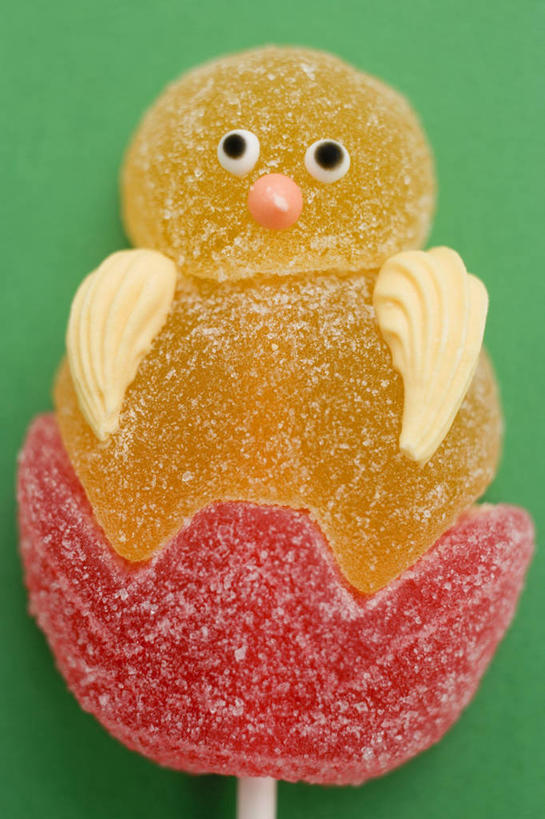 点心,无人,竖图,俯视,室内,特写,白天,餐桌,桌子,鸡,复活节,绿色背景,阴影,节日,庆祝,反射,影子,食品,甜点,甜品,文化,食物,一个,果冻,甜食,零食,庆典,摄影,影棚,单个,餐台,纪念,啫喱,彩图,高角度拍摄,影棚拍摄,拍摄