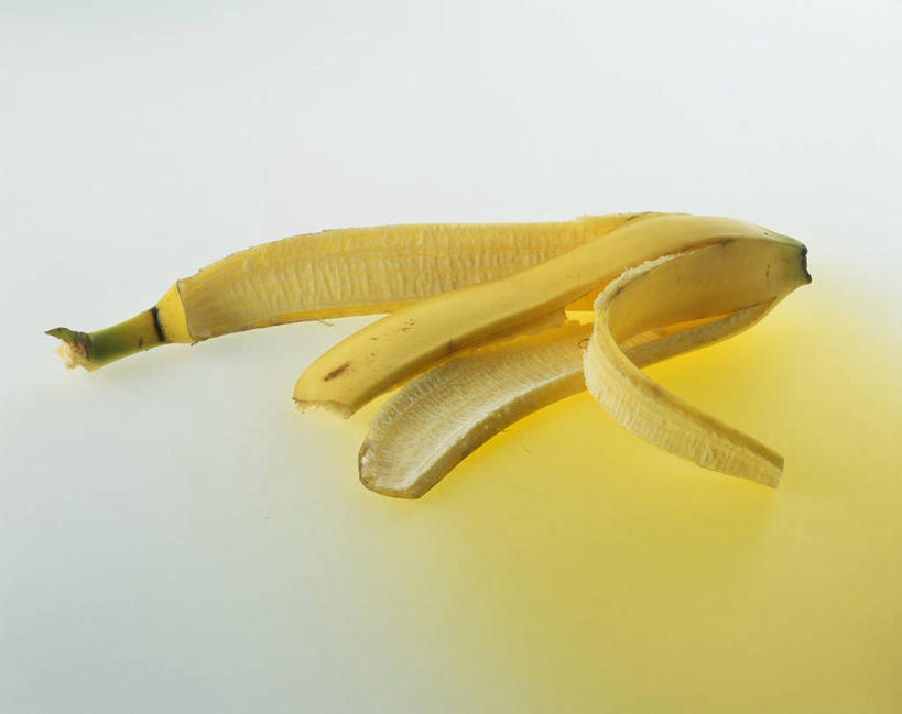 无人,横图,俯视,室内,特写,白天,白色背景,餐桌,桌子,香蕉,水果,阴影,新鲜,反射,影子,生食,食品,果实,食物,一个,摄影,有机食品,绿色食品,影棚,单个,餐台,香蕉皮,甘蕉,彩图,高角度拍摄,影棚拍摄,拍摄