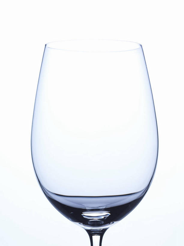 无人,竖图,室内,特写,白天,白色背景,正面,静物,杯子,阴影,反射,高脚杯,影子,红酒杯,玻璃制品,一个,酒杯,摄影,影棚,单个,葡萄酒杯,玻璃杯,彩图,影棚拍摄,拍摄