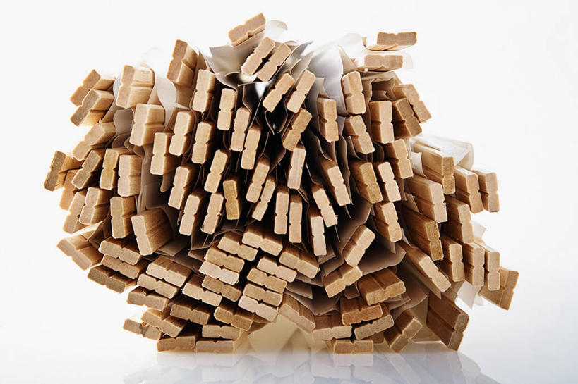 无人,横图,室内,特写,白天,白色背景,正面,餐桌,筷子,桌子,餐具,一堆,许多,阴影,堆叠,堆积,反射,影子,文化,传统,方便筷,摄影,影棚,餐台,堆,礼节,礼仪,卫生筷,一次性筷子,进餐用具,彩图,影棚拍摄,拍摄