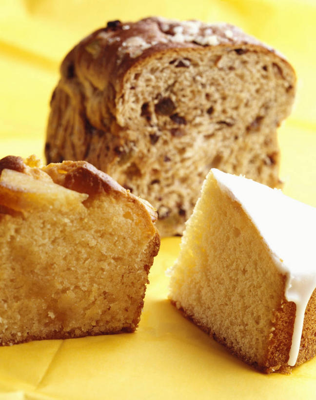 点心,无人,竖图,俯视,室内,特写,白天,下午茶,桌面,桌子,阴影,黄色背景,反射,粘稠,木制,影子,调料,食品,糖,调味品,调味料,食物,糕点,木制品,摄影,影棚,糖浆,黏稠,浓厚,彩图,高角度拍摄,影棚拍摄,拍摄,柠檬蛋糕,蛋糕