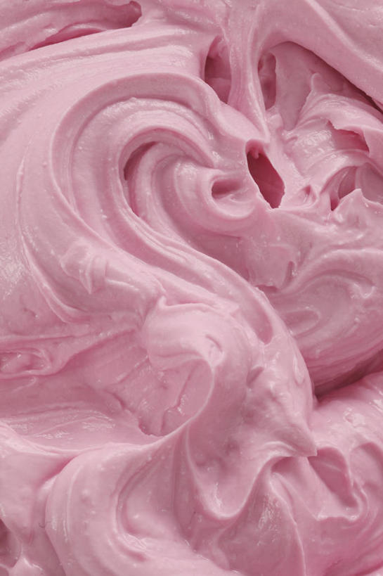 无人,竖图,俯视,室内,特写,白天,爱情,幸福,阴影,反射,影子,冰激凌,粉红色,粉红,浪漫,清凉,粉色,冷饮,健康,舒服,冰淇淋,草莓冰激凌,可爱,活泼,青春,满足,解暑,甜美,时髦,解渴,温柔,雪糕,纯真,舒爽,冰糕,消暑,彩图,高角度拍摄