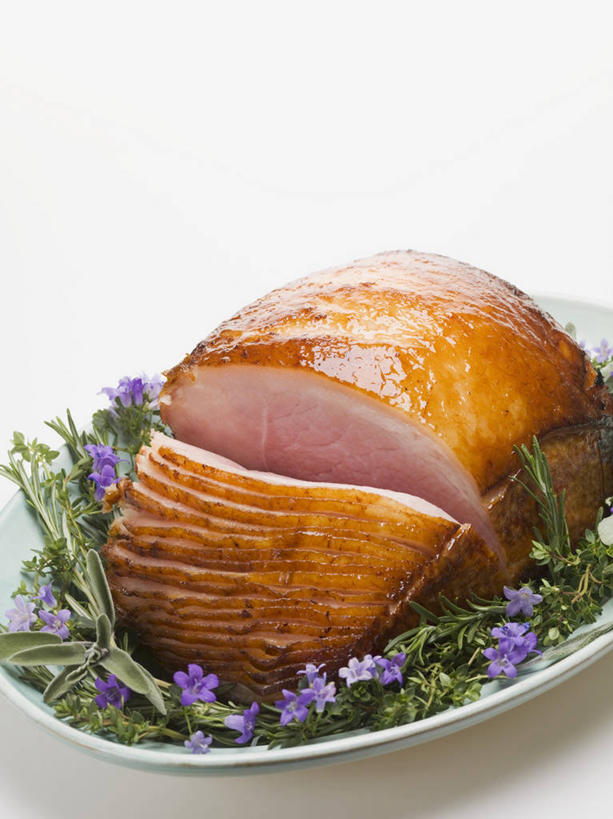 无人,竖图,俯视,室内,特写,白天,白色背景,爱情,餐桌,桌子,餐具,叶子,切开,阴影,盛开,反射,碟子,盘,影子,肉,绿叶,浪漫,花蕾,猪肉,肉类,花,花瓣,花朵,鲜花,紫色,盘子,碟,香草,花苞,花蕊,薰衣草,切,嫩叶,摄影,影棚,餐台,横截面,呼吸,剖面,肉食,切面,豚肉,灵香草,黄香草,奇迹,截面,截面图形,叶,叶片,彩图,高角度拍摄,影棚拍摄,拍摄