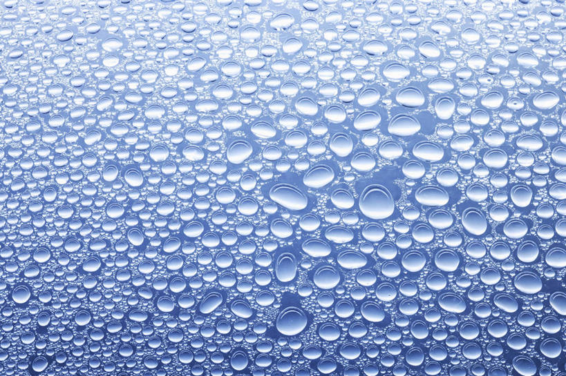 无人,横图,室内,特写,白天,正面,水,露水,玻璃,透明,液体,水滴,玻璃制品,水珠,蓝色,露珠,生机,剔透,灵动,理智,沉静,通明,冷色,高深,冷淡,彩图,晶莹
