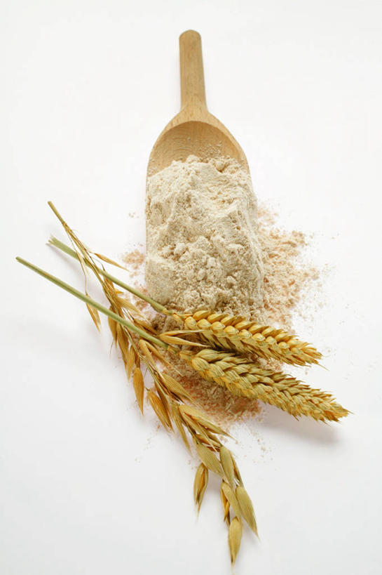 无人,竖图,俯视,室内,特写,白天,白色背景,农作物,小麦,桌面,桌子,阴影,反射,木制,粉末,影子,谷物,面粉,粮食,畚箕,木制品,粉,摄影,麦子,影棚,簸箕,农产品,原材料,玉米粉,粉状,彩图,高角度拍摄,影棚拍摄,拍摄,玉米面