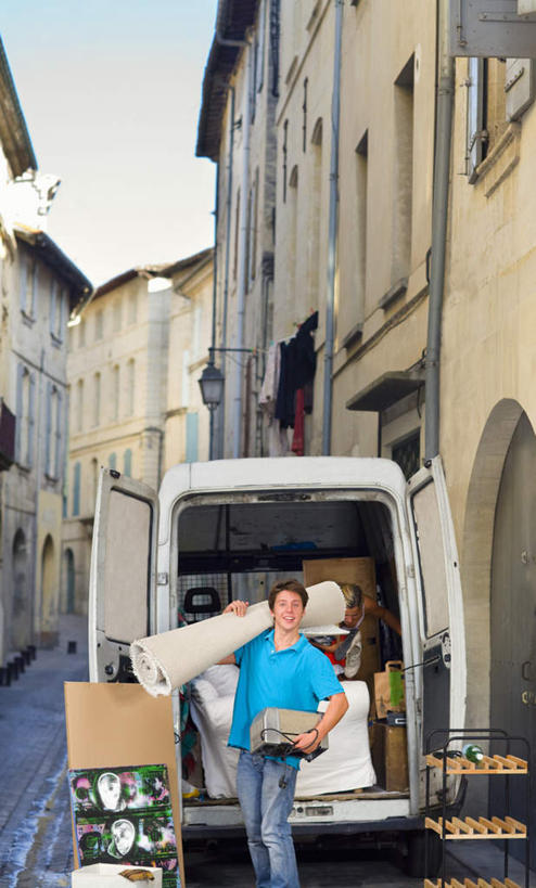 西方人,两个人,家,站,竖图,室外,白天,正面,爱情,窗户,卡车,汽车,纺织品,欧洲,欧洲人,一辆,握,阴影,服装,裤子,装饰,光线,包装,毛毯,毯子,影子,纸箱,房屋,墙,屋子,浪漫,拿,拿着,注视,牛仔裤,休闲装,楼房,玻璃窗,墙壁,墙面,住宅,车,纺织,衣服,阳光,容器,箱子,垫子,交通工具,观察,看,站着,休闲,温暖,温馨,休闲服,恩爱,握着,恋人,服饰,观看,华丽,修饰,点缀,和睦,察看,关注,载具,纸板箱,包装箱,衬托,美观,雅致,雅观,男人,男性,年轻男性,年轻女性,女人,女性,白种人,情侣,站立,半身,彩图,房子,伴侣,融洽