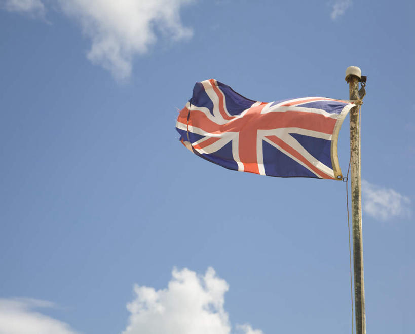 无人,横图,室外,特写,白天,仰视,旗帜,国旗,一面,阴影,飘扬,光线,旗杆,影子,云,云朵,云彩,红色,蓝色,白云,蓝天,天空,阳光,英国国旗,天,晴朗,飘逸,米字旗,飞扬,旗,晴空,彩图,低角度拍摄