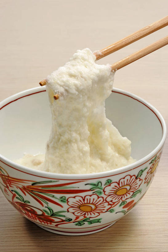 无人,横图,俯视,室内,特写,白天,白色背景,筷子,餐具,一双,阴影,反射,粘稠,影子,陶瓷,陶瓷制品,文化,传统,一个,白色,容器,碗,摄影,影棚,单个,储藏,礼节,公正,储存,礼仪,黏稠,浓厚,款冬花,冬花,款冬,款冻,菟奚,进餐用具,彩图,高角度拍摄,影棚拍摄,拍摄,贮存