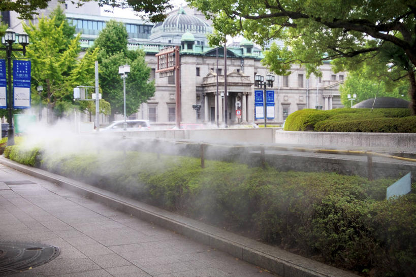 无人,家,横图,室外,白天,正面,度假,美景,水,植物,城市风光,城市,道路,路,公路,日本,亚洲,飞溅,环保,溅,液体,房屋,屋子,景观,水滴,公寓,防护,交通,娱乐,洋房,楼房,住宅,水珠,树,树木,绿色,自然,享受,休闲,景色,放松,大阪,生长,成长,美好,美妙,喷洒,间隔,洒水车,东亚,本州,大阪府,本州岛,日本国,近畿地方,近畿,美观,雅观,县厅,大阪市,绿篱,生篱,树篱,植篱,多功能绿化洒水车,多功能喷洒车,绿化喷洒车,绿化洒水车,水罐车,园林绿化喷洒车,园林喷药车,马路,彩图,房子