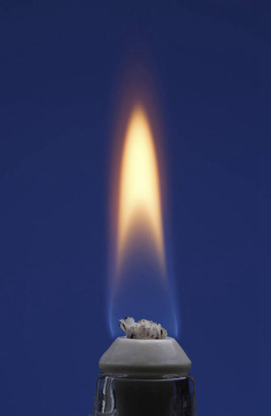 无人,竖图,室内,特写,白天,正面,热情,实验,仪器,静物,火,蓝色背景,研究,分析,化学,测试,火焰,燃烧,摄影,影棚,试验耗材,实验用品,本生灯,灯体,灯芯管,彩图,影棚拍摄,拍摄