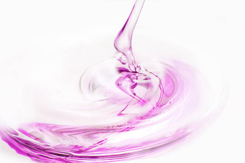 无人,横图,室内,白天,白色背景,正面,数码,科技,水,阴影,网络,液体,水滴,漩涡,高光,几何,计算机图形,合成,紫色,电脑合成图,数码合成图,旋涡,合成图,写实,具体,具象,彩图