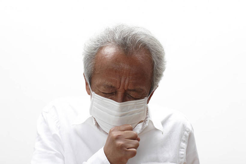 东方人,脸,头,脸颊,一个人,站,闭眼,横图,室内,特写,白天,白色背景,正面,工作服,制服,亚洲,仅一个男性,仅一个人,阴影,反射,分离,影子,过滤,分开,黄种人,肩膀,一个,口罩,站着,仅一个老年男性,隔断,遮掩,摄影,影棚,单个,隔离,卫生,掩盖,遮挡,净化,间隔,预防,遮盖,防尘,咳嗽,掩饰,断绝,隔开,屏蔽,屏绝,远离,中断,阻遏,阻隔,工作制服,老年男性,男人,男性,亚洲人,头部,脸部,脸蛋,面部,闭眼睛,闭着眼,闭着眼睛,站立,半身,彩图,影棚拍摄,工作套服,拍摄