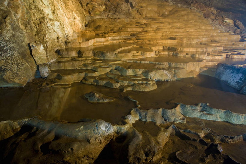 无人,横图,室内,白天,正面,旅游,度假,石头,美景,水,日本,亚洲,石子,液体,洞,景观,水滴,娱乐,自然,享受,休闲,景色,放松,洞穴,自然风光,东亚,本州,穴,本州岛,日本国,中国地方,山口,山口县,石灰岩,石块,岩石,彩图,灰岩,碳酸盐岩