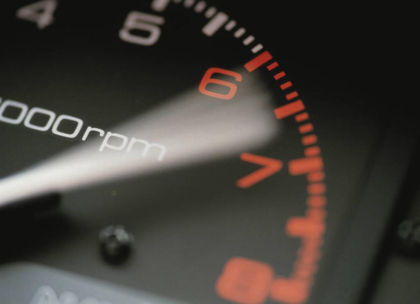 无人,横图,室内,特写,白天,正面,静物,阴影,朦胧,模糊,反射,标志,数字,文字,影子,字符,指针,标识,一个,阿拉伯数字,单个,仪表盘,仪表,彩图,车速表