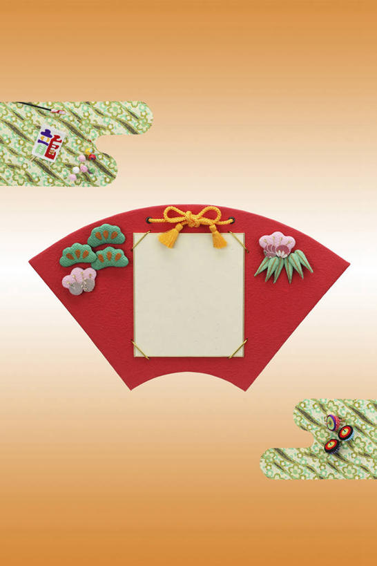 无人,竖图,室内,特写,白天,正面,静物,橙色背景,阴影,辟邪,反射,影子,纸,纸张,文化,一个,红色,灰色,祈祷,健康,许愿,摄影,影棚,单个,祈求,护身符,驱邪,护符,保佑,庇佑,御守,和纸,日本纸,平安,彩图,影棚拍摄,拍摄