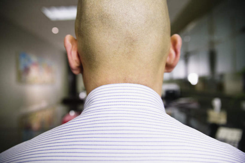 东方人,一个人,商务人士,商务男性,办公室,站,走,横图,室内,特写,白天,背景,衬衫,商务,职员,吊顶,亚洲,仅一个人,条纹,套装,正装,朦胧,模糊,壁灯,灯光,走着,职业装,黄种人,灯,背面,站着,帅哥,金融,商务套装,经济,商务装,贸易,工薪阶层,男人,男性,年轻男性,亚洲人,光头,白领,商人,上班族,步行,半身,彩图,衬衣,白领阶层,办公室职员