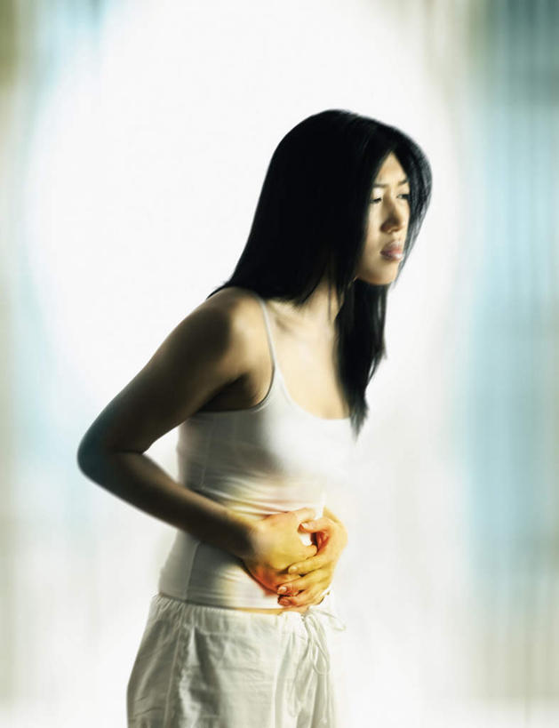 东方人,一个人,站,闭眼,摸,竖图,室内,白天,侧面,吊带,亚洲,仅一个年轻女性,仅一个女性,仅一个人,抚摸,服装,吊带衫,黄种人,衣服,站着,生病,摄影,服饰,影棚,衣着,穿着,痛苦,衣饰,抱病,年轻女性,女人,女性,亚洲人,闭眼睛,闭着眼,闭着眼睛,触摸,接触,站立,半身,彩图,影棚拍摄,拍摄