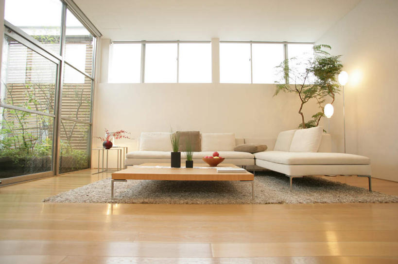 无人,家,客厅,横图,室内,白天,正面,植物,别墅,窗户,地板,家具,靠垫,沙发,装修,桌子,建筑,苹果,水果,纺织品,照明,欧式,阴影,新鲜,装饰,光线,木制,毛毯,盆栽,毯子,影子,房屋,墙,屋子,公寓,灯光,生食,食品,果实,靠枕,盆景,地面,豪华,茶几,建设,现代,装潢,洋房,楼房,顶灯,木地板,玻璃窗,墙壁,墙面,住宅,灯,食物,纺织,绿色,自然,木制品,灯具,垫子,室内装潢,枕头,青苹果,温暖,有机食品,绿色食品,生长,成长,华丽,修饰,样板房,明亮,照亮,点缀,起居室,舒适,家居装潢,照明设备,房屋设计,地中海风格,古典风格,简约风格,布艺沙发,室内设计,宽敞,样板房装潢,衬托,美观,雅致,雅观,客堂,设计,彩图,房子