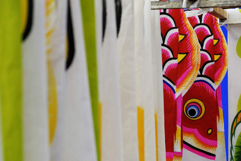 无人,工厂,横图,室内,特写,白天,正面,绘画,静物,旗帜,一排,许多,吊挂,悬挂,艺术,整齐,鲤鱼旗,很多,古典,挂,文化,旗子,排列,工艺品,品味,祈福,祈求,美术,高雅,队列,美学,旌旗,旗号,鲤帜,彩图,工地,制造厂