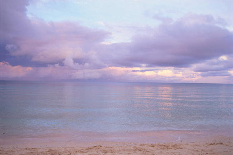 无人,横图,室外,白天,正面,旅游,度假,海浪,海洋,美景,日落,沙滩,阴影,光线,沙子,影子,海岸,景观,浪花,水平线,晚霞,霞光,云,云朵,落日,辽阔,海平线,沙地,云彩,娱乐,蓝色,白云,蓝天,天空,阳光,自然,海水,黄昏,天,享受,休闲,广阔,景色,彩霞,放松,一望无际,自然风光,海景,无边无际,一马平川,夕照,高积云,大海,风浪,海,海水的波动,海滩,近岸浪,涌浪,夕阳,彩图,水天相接,水天一线,斜阳