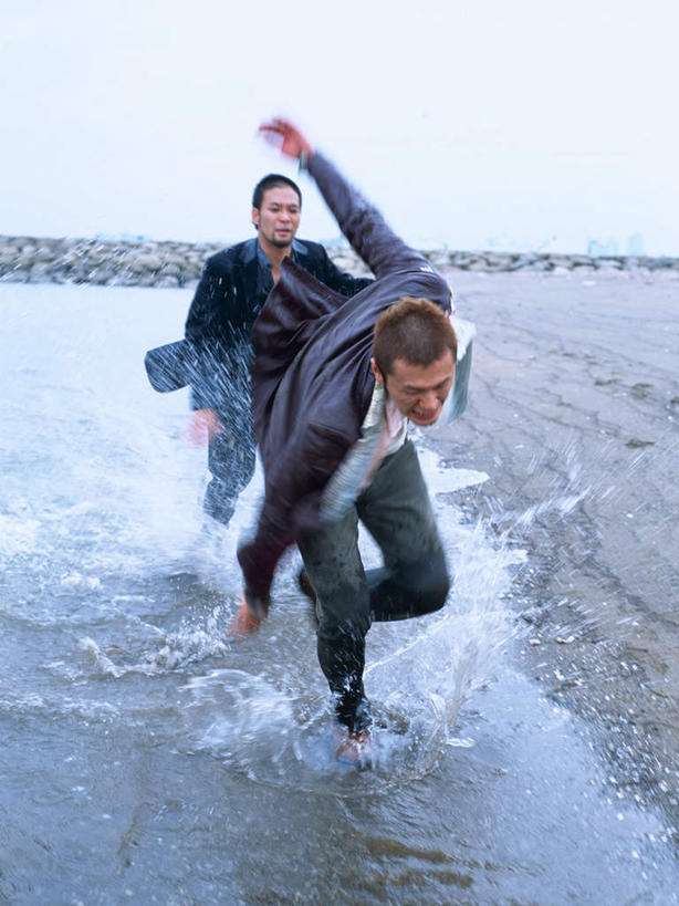 东方人,两个人,伙伴,朋友,站,竖图,室外,白天,正面,友谊,合作,团队,海浪,海洋,沙滩,亚洲,服装,沙子,海岸,浪花,沙地,休闲装,黄种人,衣服,天空,海水,天,站着,休闲,休闲服,战略,服饰,打架,犯罪,罪犯,海景,斗殴,联合,合谋,猜忌,猜疑,配合,协作,男人,男性,中年男性,亚洲人,大海,风浪,海,海水的波动,海滩,近岸浪,涌浪,站立,彩图,全身