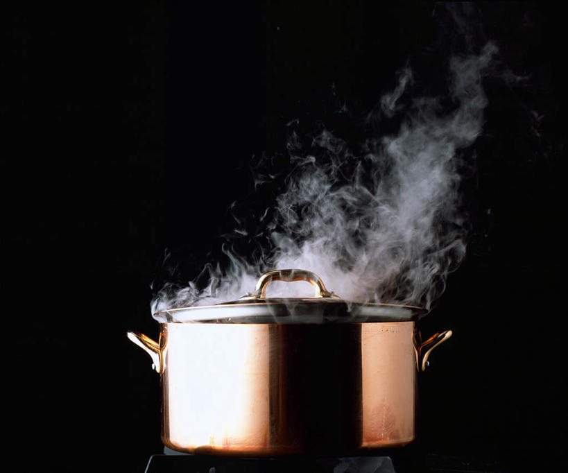 无人,横图,室内,特写,白天,正面,烹饪,雾,静物,厨具,金属制品,沸腾,黑色背景,金属,蒸汽,盖子,锅子,银色,锅盖,水蒸气,锅,一个,摄影,影棚,单个,锅具,烹饪用具,蒸发,烹调用具,烹调,彩图,影棚拍摄,拍摄