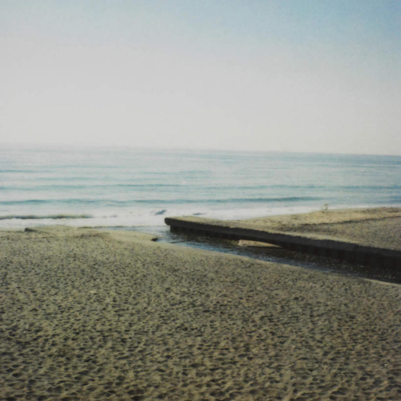 无人,方图,室外,白天,正面,旅游,度假,海浪,海洋,美景,沙滩,阴影,光线,沙子,影子,海岸,景观,浪花,水平线,云,云朵,沟渠,辽阔,海平线,沙地,云彩,娱乐,蓝色,白云,蓝天,天空,阳光,自然,海水,天,享受,休闲,广阔,景色,放松,流动,晴朗,一望无际,污染,污水,自然风光,海景,无边无际,一马平川,大海,风浪,海,海水的波动,海滩,近岸浪,涌浪,晴空,彩图,水天相接,水天一线