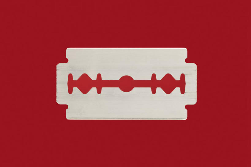 无人,横图,俯视,室内,特写,白天,静物,阴影,红色背景,锐利,反射,工具,影子,刀具,一个,刀,摄影,影棚,单个,锋利,尖锐,刻刀,切割,美工刀,尖利,犀利,厉害,彩图,高角度拍摄,影棚拍摄,拍摄