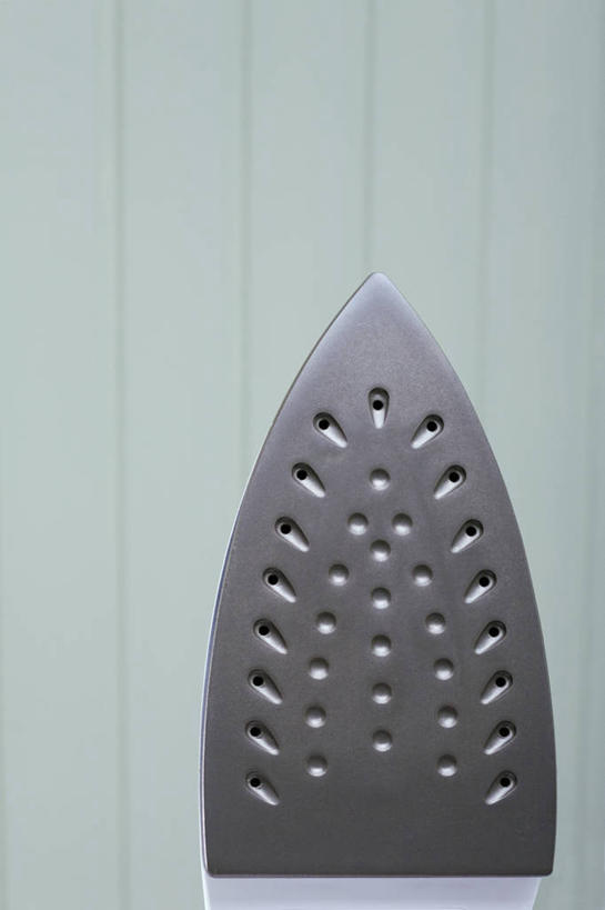 无人,竖图,室内,特写,白天,正面,静物,金属制品,金属,电器,熨斗,熨烫,一个,单个,电熨斗,家电,家用电器,家居用品,烫衣,家庭用品,电烫斗,火斗,彩图