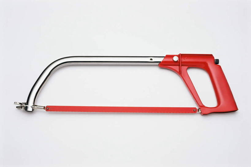 无人,横图,俯视,室内,特写,白天,白色背景,静物,锐利,工具,一个,红色,摄影,影棚,单个,锯子,锋利,尖锐,切割,锯,尖利,犀利,厉害,彩图,高角度拍摄,影棚拍摄,拍摄,割