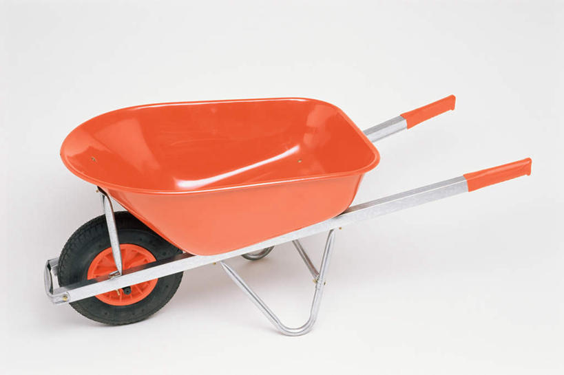 无人,横图,俯视,室内,特写,白天,白色背景,静物,一辆,车,手推车,交通工具,橙色,摄影,影棚,独轮车,载具,彩图,高角度拍摄,影棚拍摄,拍摄