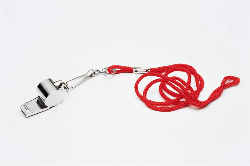 无人,横图,俯视,室内,特写,白天,白色背景,锻炼,比赛,运动,静物,金属制品,阴影,反射,传递,信息,金属,影子,哨子,运动器械,一个,红色,绳子,健身器械,联络,摄影,影棚,单个,绳索,声音,信号,口哨,集合,健身器材,召唤,传达,号令,讯号,体育,彩图,高角度拍摄,影棚拍摄,健身,拍摄,运动器材