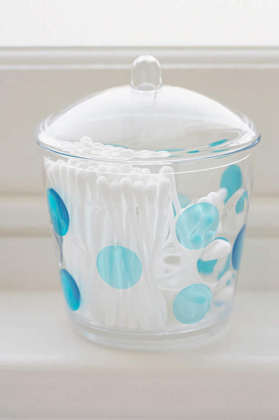 无人,竖图,室内,特写,白天,正面,卫生间,浴室,玻璃,玻璃制品,一个,玻璃瓶,瓶子,浴缸,棉花棒,棉签,单个,卫浴设备,棉棒,广口瓶,水管装置,擦拭棒,淋浴房,彩图,冲凉房,沐浴间,沐浴室