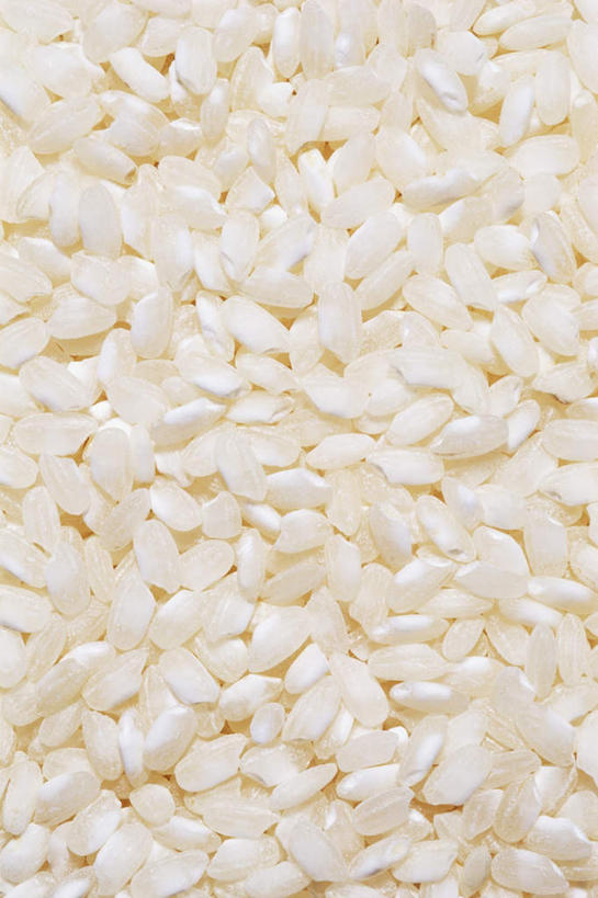 无人,竖图,俯视,室内,特写,白天,桌面,桌子,一堆,堆叠,堆积,木制,谷类,谷物,米,大米,白色,木制品,摄影,影棚,堆,彩图,高角度拍摄,影棚拍摄,拍摄