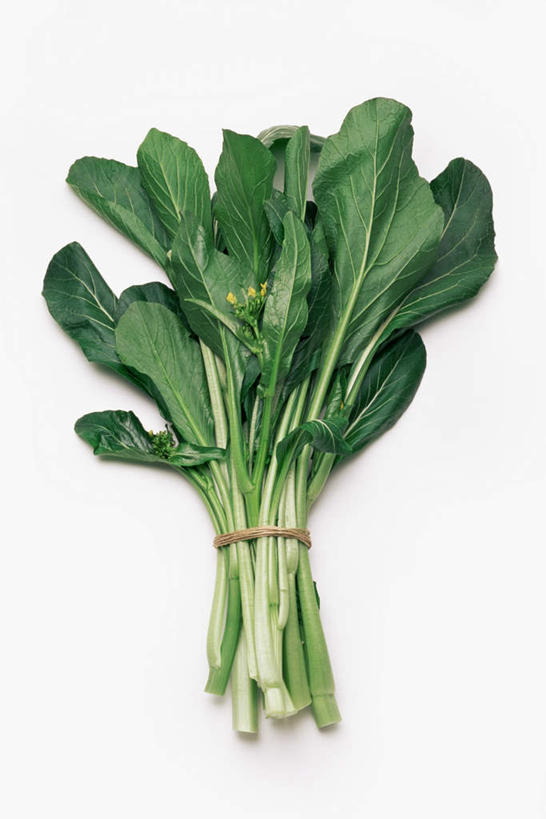 无人,竖图,俯视,室内,特写,白天,白色背景,蔬菜,叶子,阴影,新鲜,反射,影子,食品,绿叶,利益,祝福,食物,嫩叶,摄影,有机食品,绿色食品,影棚,羽衣甘蓝,花包菜,绿叶甘蓝,叶牡丹,牡丹菜,华美,吉祥如意,叶,叶片,彩图,高角度拍摄,影棚拍摄,拍摄