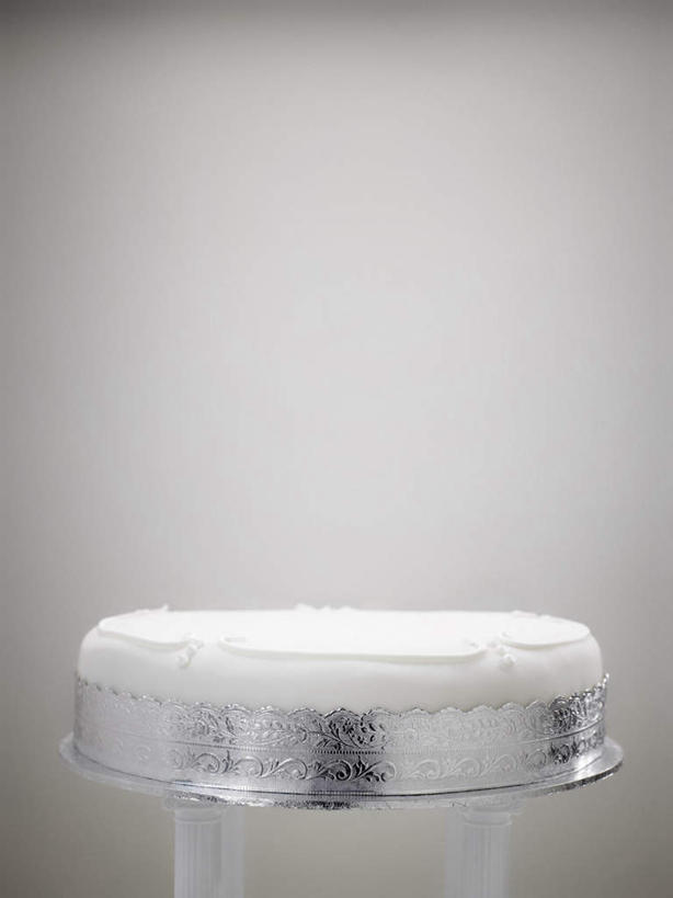 点心,无人,竖图,室内,特写,白天,白色背景,正面,食品,婚礼蛋糕,食物,糕点,一个,摄影,影棚,单个,彩图,影棚拍摄,拍摄,蛋糕,结婚蛋糕