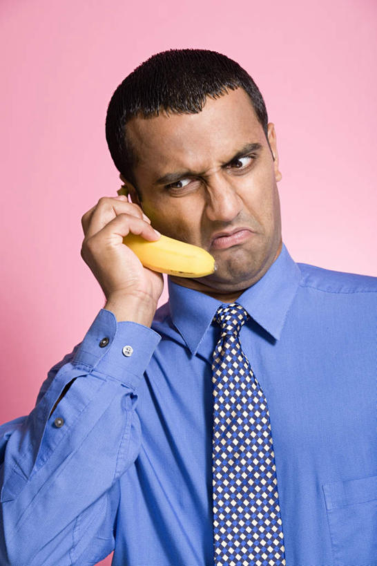一个人,商务人士,商务男性,站,竖图,室内,白天,正面,衬衫,香蕉,水果,亚洲,仅一个男性,仅一个人,握,粉色背景,套装,生气,新鲜,生食,食品,果实,注视,食物,仅一个年轻男性,一个,黄色,观察,看,站着,握着,摄影,有机食品,绿色食品,影棚,单个,观看,察看,气愤,关注,商务装,工薪阶层,负气,怄气,男人,男性,年轻男性,亚洲人,印度人,白领,上班族,甘蕉,站立,半身,彩图,影棚拍摄,衬衣,拍摄
